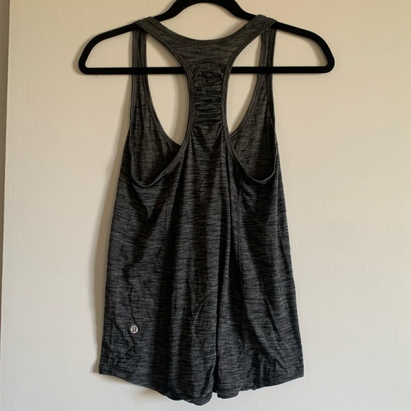 Lululemon Athletica Heathered Black Gray Our Sport Athletic Lightweight Tank EUC - Picture 10 of 15